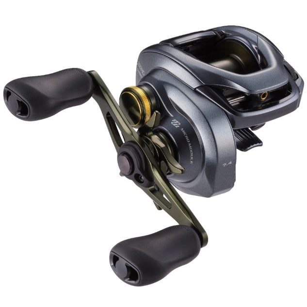 Shimano 22 Curado DC 200HG (right)