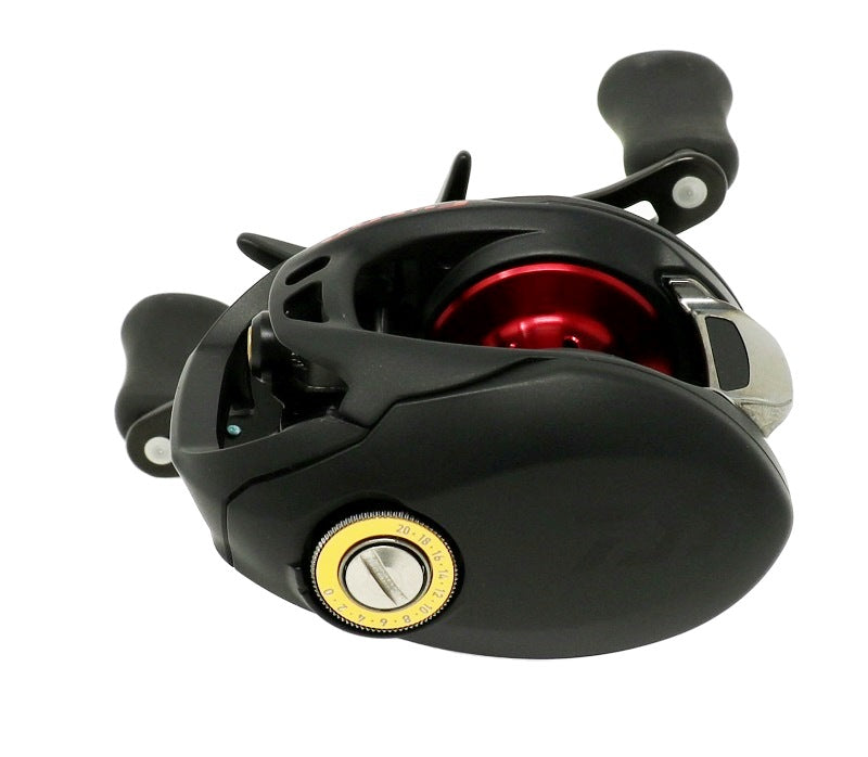 Daiwa FUEGO CT 103H (right handle) bait reel